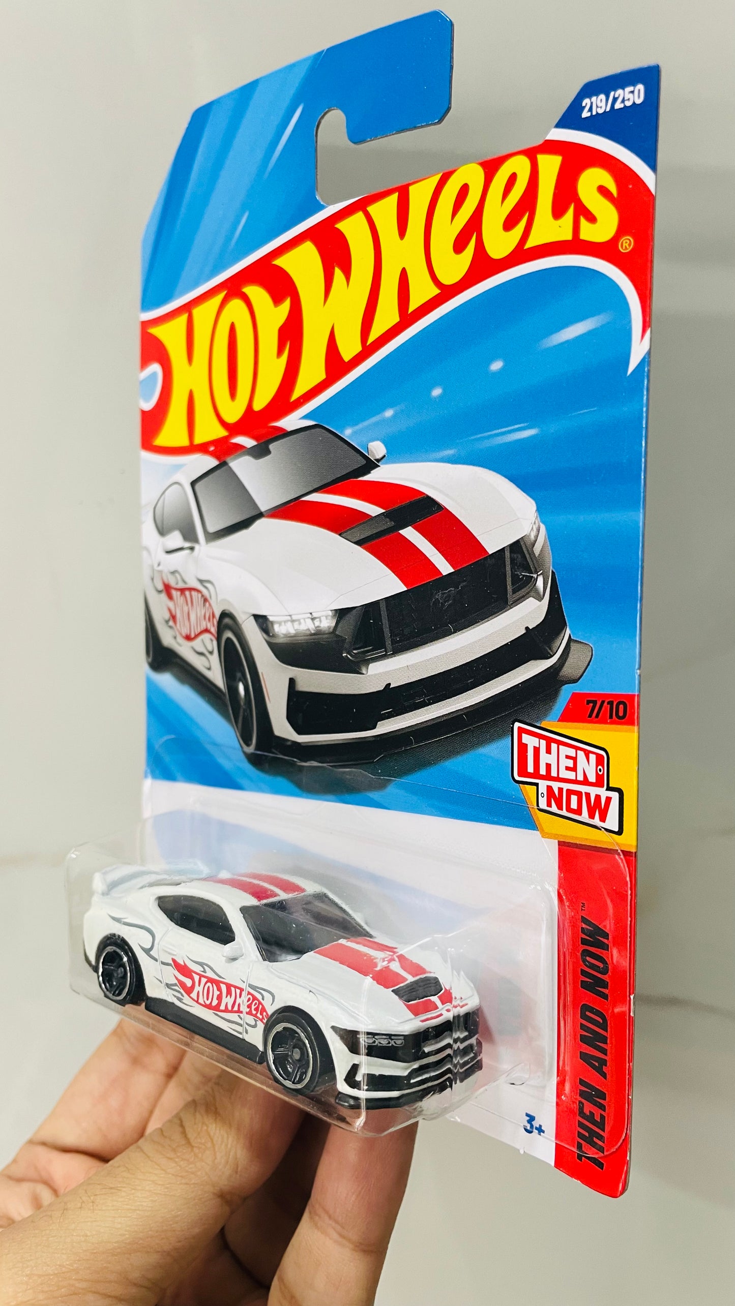 Ford Mustang Dark Horse, Hot Wheels Mainline.