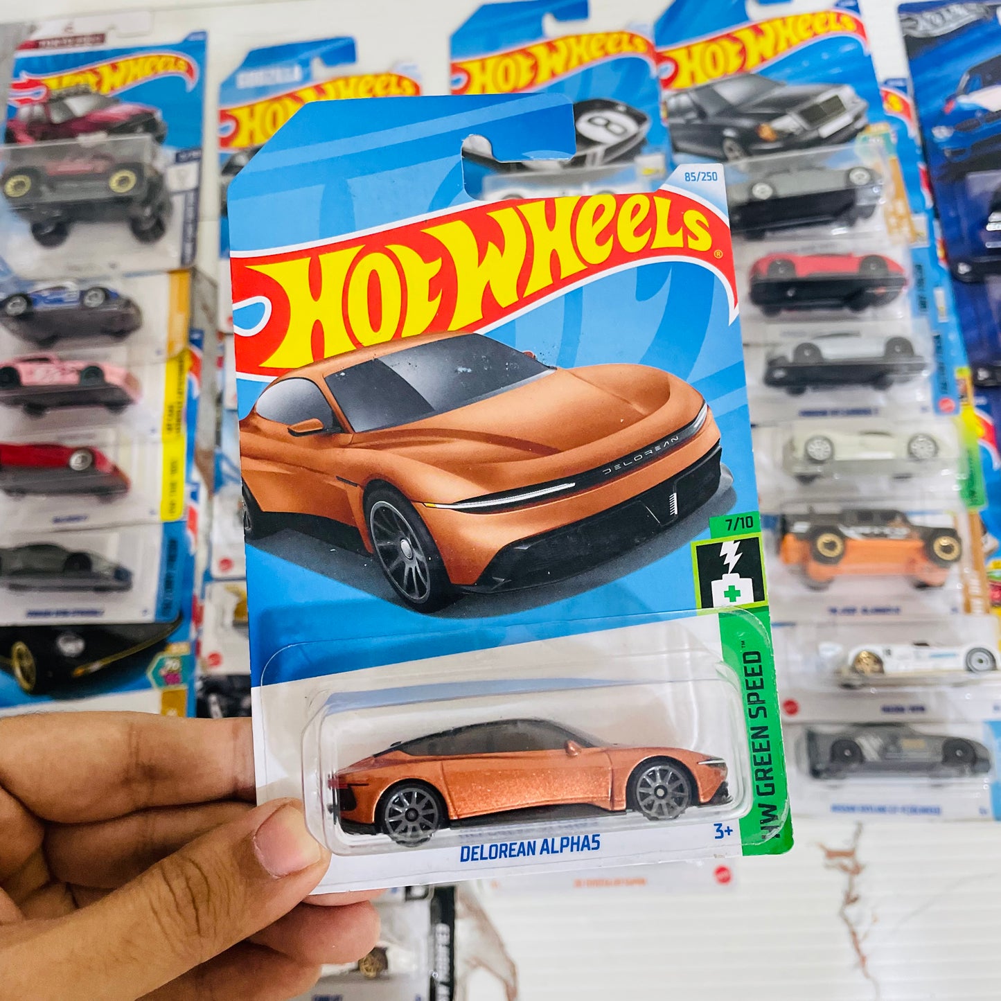 Delorean Alphas, Hot Wheels Mainline