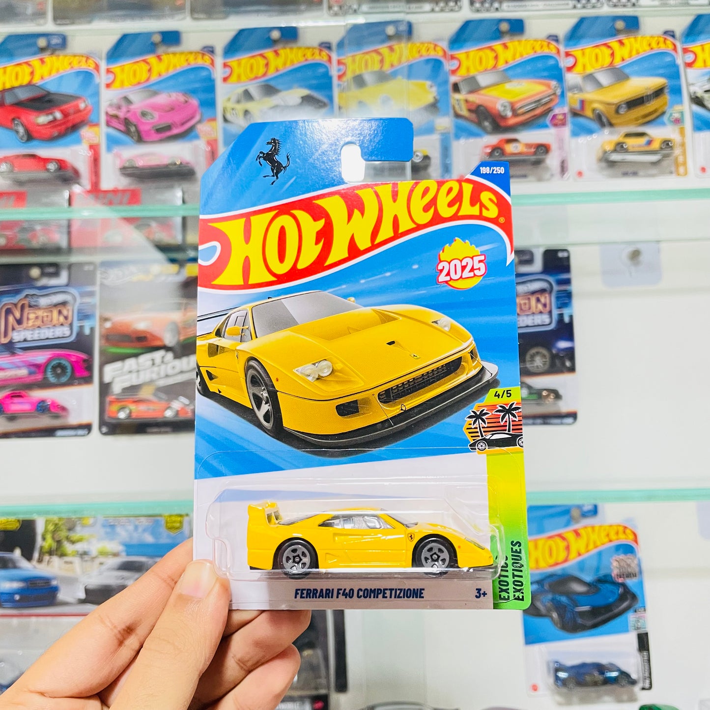 Ferrari F40, Yellow, Hot Wheels Mainline