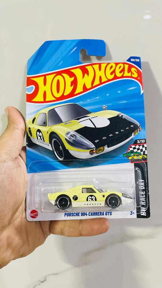 PORSCHE 904 CARRERA GTS, Hot Wheels Mainline (Imported)