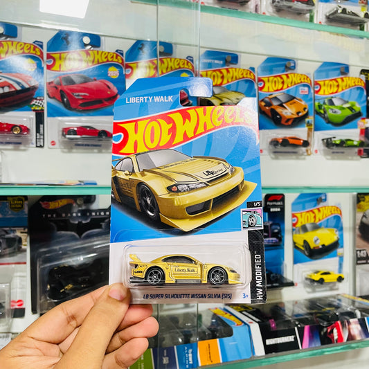 LB Super Silhouette Nissan Silvia, Hot Wheels Mainline, Imported card