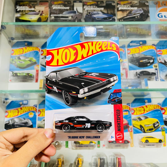 Dodge Hemi Challenger, Hot Wheels Mainline