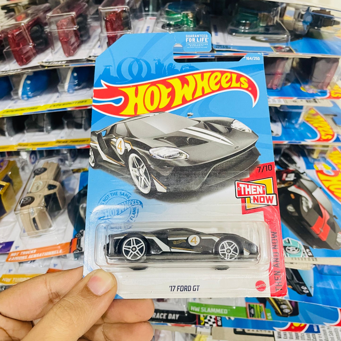 Ford GT, Black, Hot wheels Mainline, Imported Card