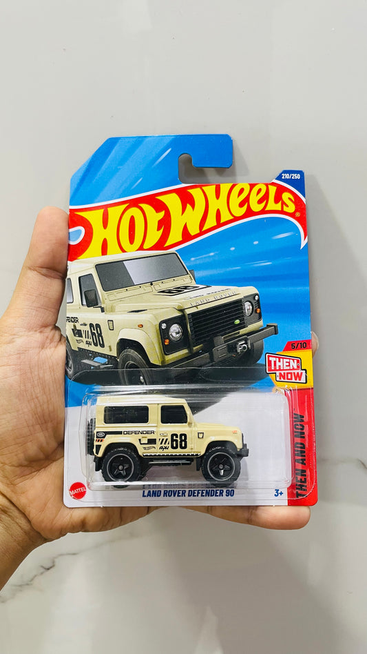 LAND ROVER DEFENDER, Hot Wheels Mainline