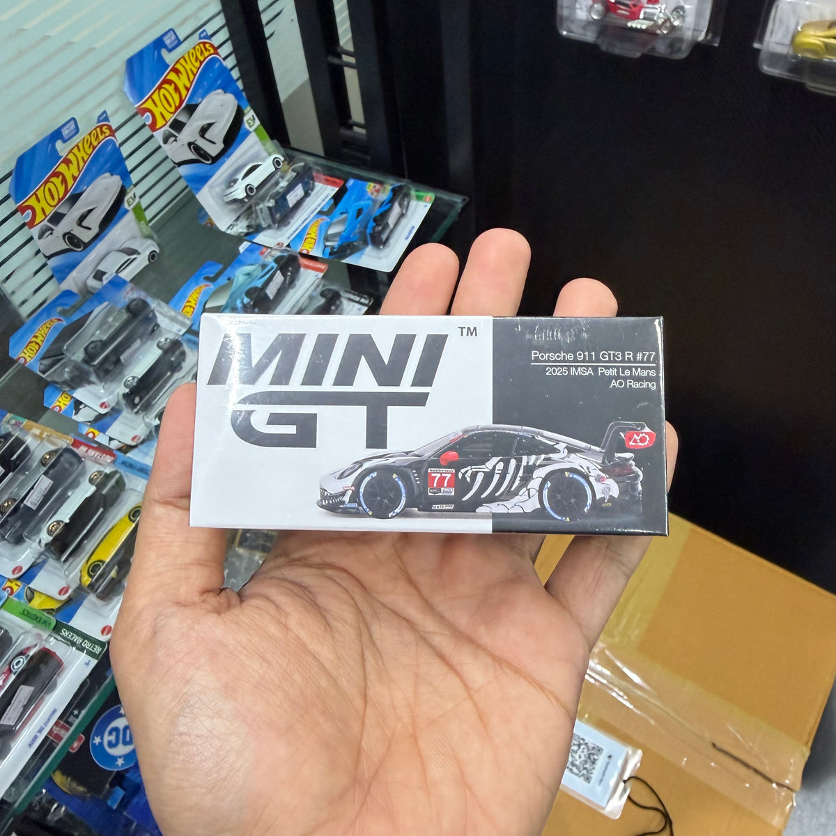 Mini GT, Porsche 911 GT3 R #77
