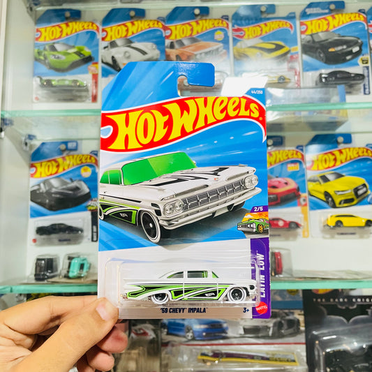 Chevy Impala, Hot Wheels Mainline