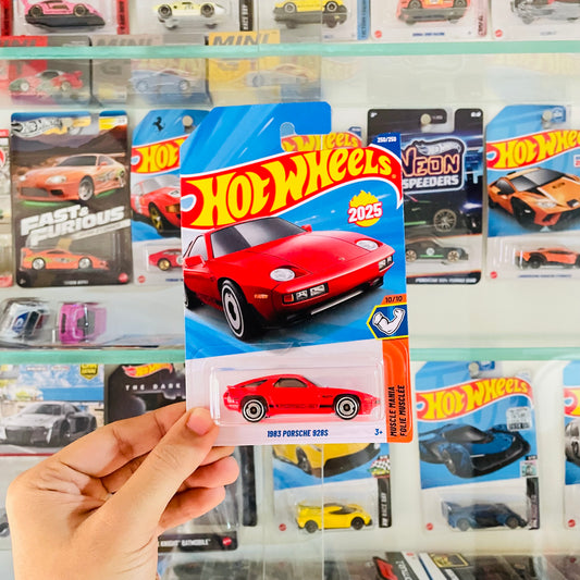 1983 Porsche 928S, Hot Wheels Mainline