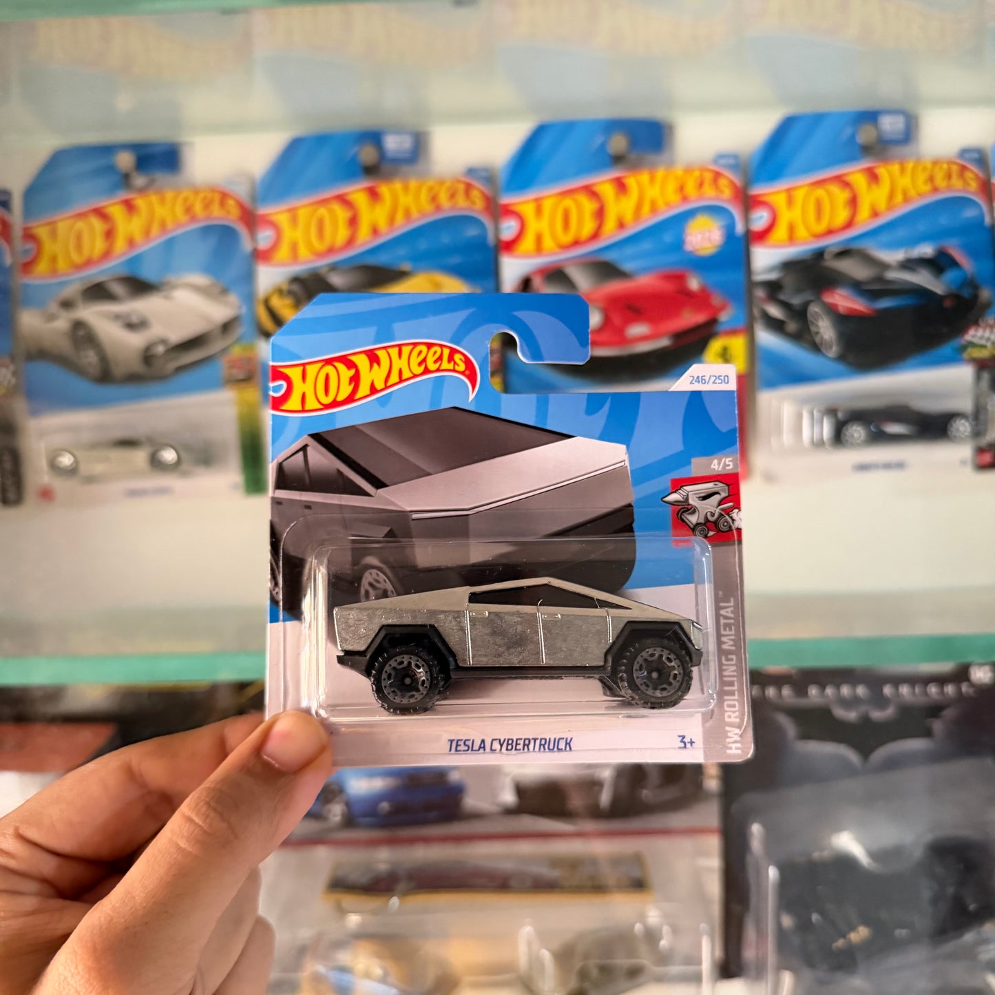 TESLA CYBERTRUCK, Hot Wheels Mainline, Imported